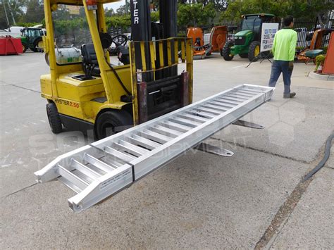 loading ramps for heavy equipment